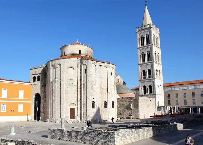 Apartments With A Parking Space Zadar - 12514