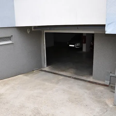 With A Parking Space - 12514 Appartamento