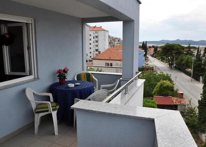 With A Parking Space - 12514 公寓